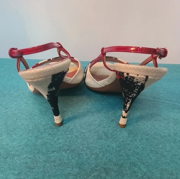 Alaia Slingbacks - Picture 6 of 16